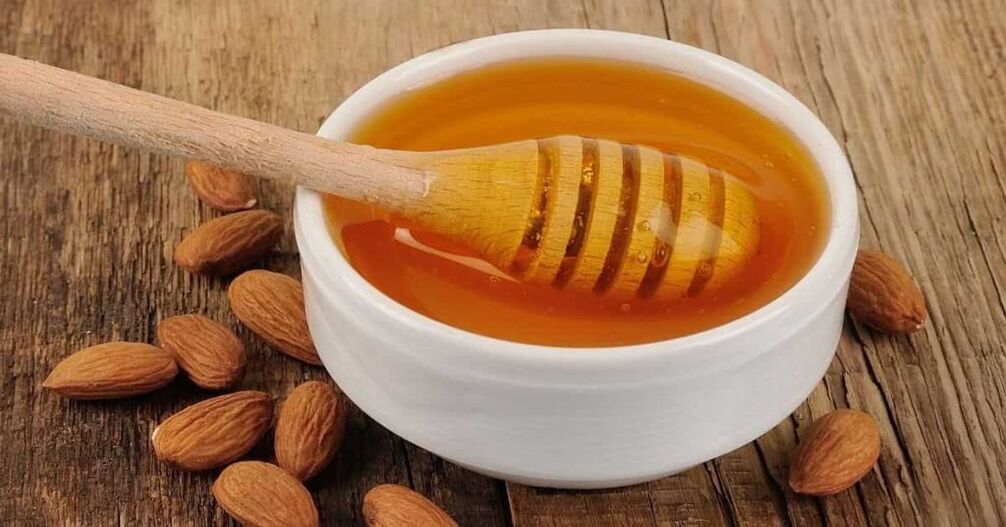 Honig und Nüsse zur Steigerung der Potenz